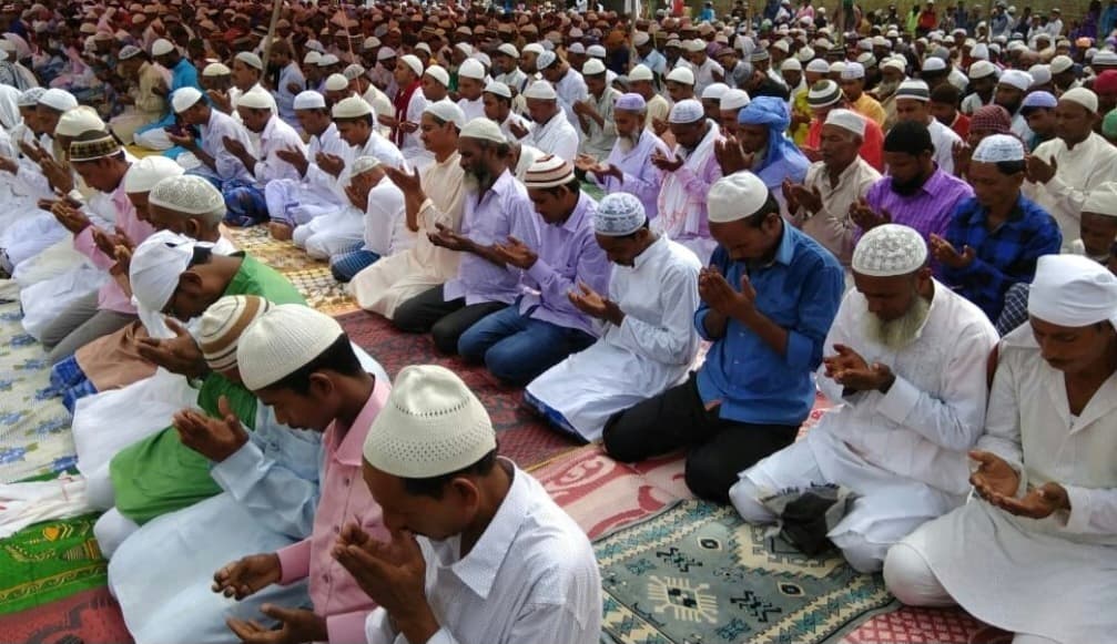 फलका में अकीदत के साथ रोजेदारों ने पढ़ी, चौथी जुमा अलविदा की नमाज