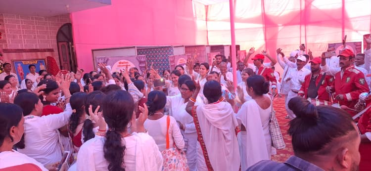 आज से करें एकसाथ 12 ज्योतिर्लिंगों के दिव्य दर्शन, भव्य शोभायात्रा के साथ हुआ शंखनाद