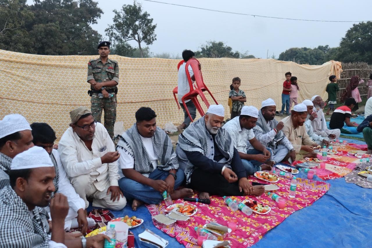 जरूरतमंदों की मदद करने की प्रेरणा देता है रमजान