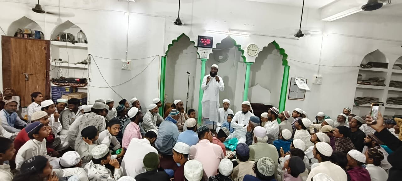 मरकज मस्जिद में भव्य धार्मिक कार्यक्रम का आयोजन