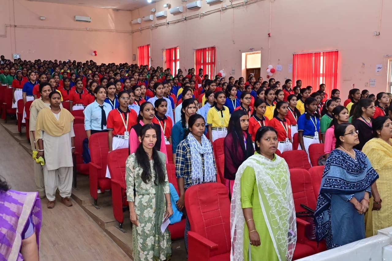 Deoghar News : नारी राष्ट्र की सुरक्षा और प्रगति की मजबूत आधारशिला : रहाटकर