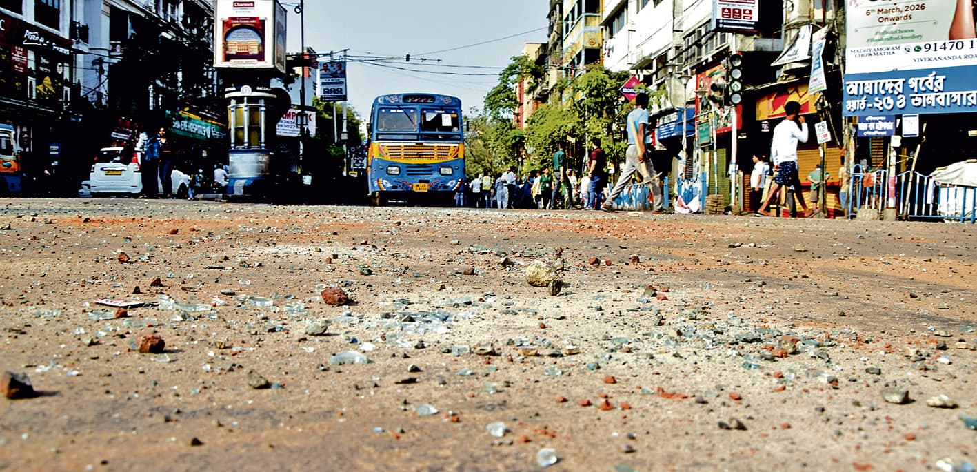 गिरीश पार्क : मोदी की सभा से पहले भाजपा व तृणमूल समर्थकों में झड़प