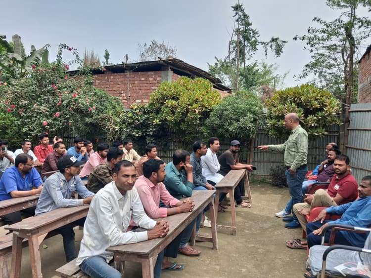 कोचिंग संस्थान से नशा मुक्त भारत जागरूकता अभियान की शुरुआत