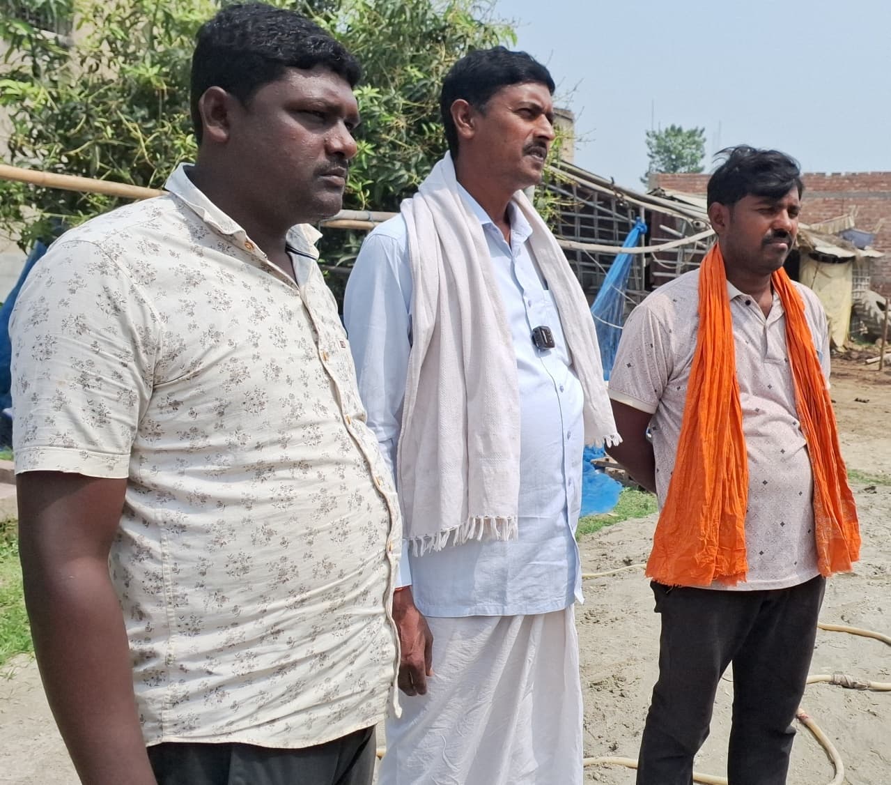 मलेनिया दियारा में पशुओ से फसल सुरक्षा की लगायी गुहार