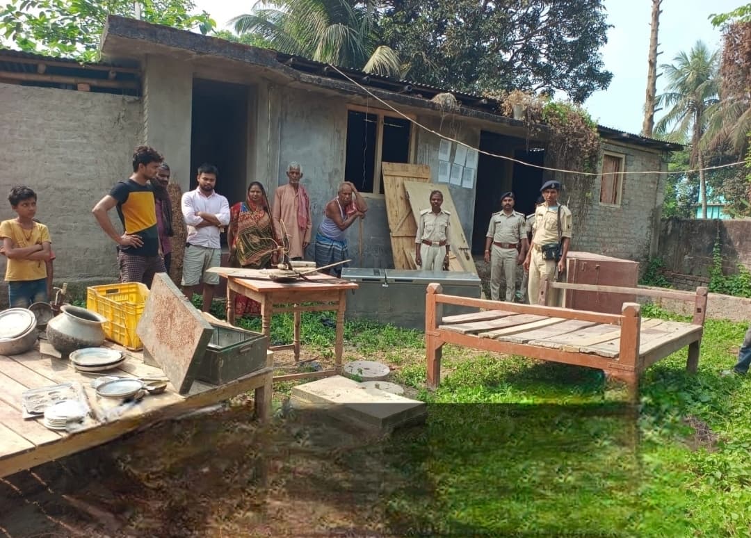 राजेन्द्र राय हत्याकांड मामले में फरार छह आरोपियों के घरों की कुर्की-जब्ती