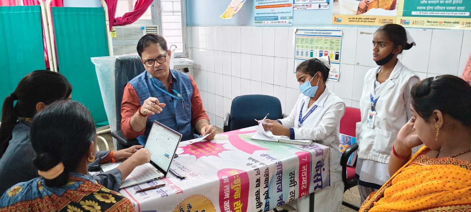 80 गर्भवती महिला की हुई स्वास्थ्य जांच, संतुलित आहार लेने की सलाह