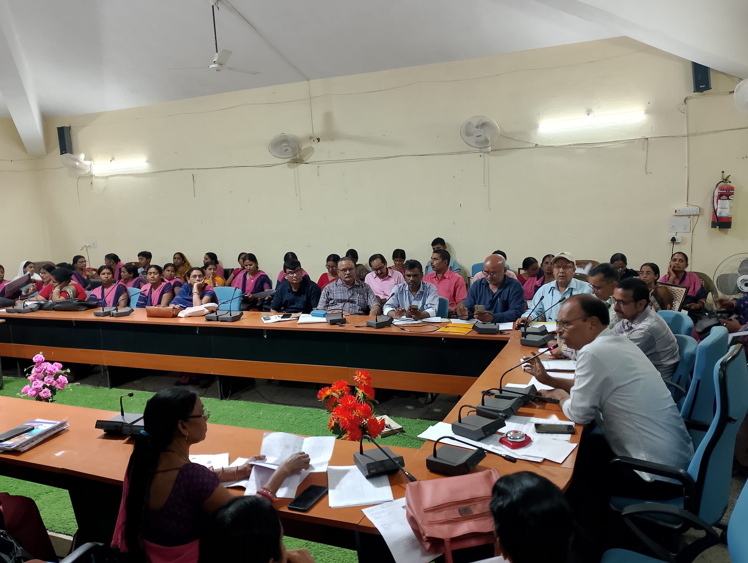 एसआइआर सर्वे की तैयारी तेज, बीएलओ को प्रतिवेदन अपडेट रखने का निर्देश