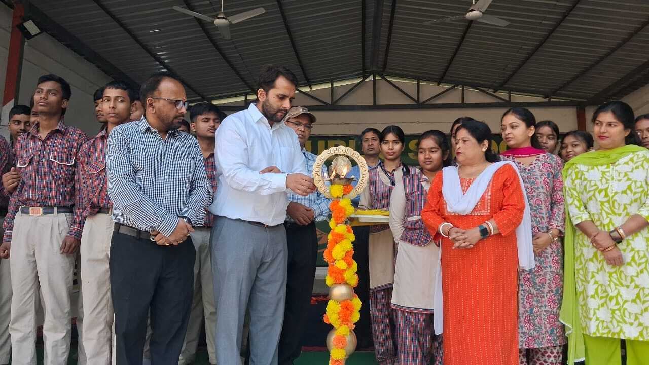 डीएवी बचरा में पूजन-हवन के साथ नये सत्र का शुभारंभ