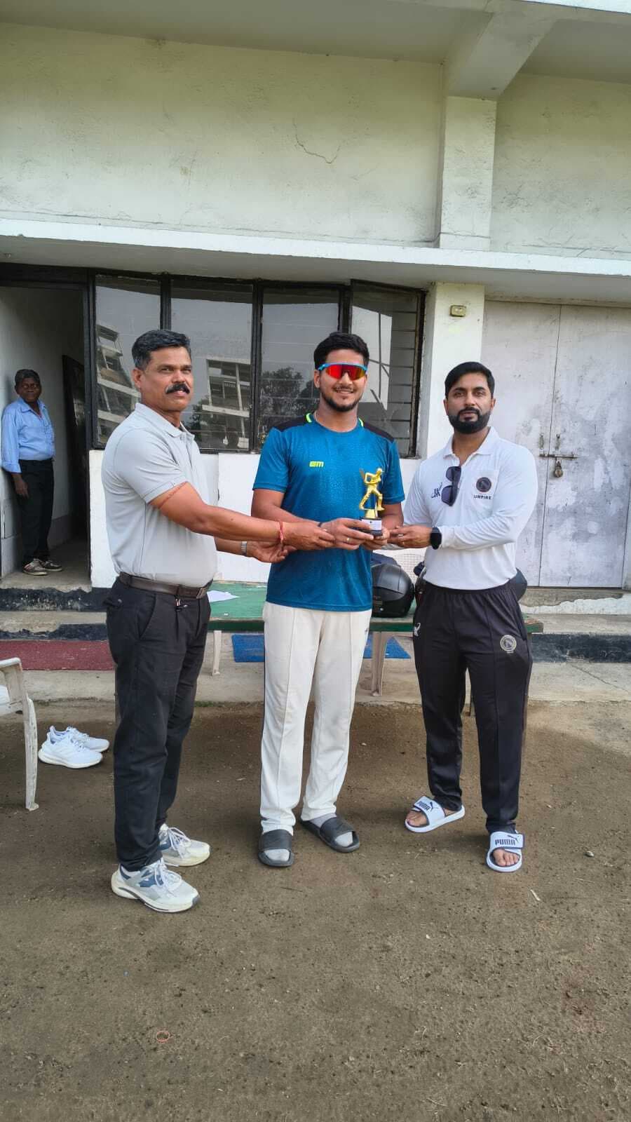 Jsca a division cricket league at keenan stadium : हार के साथ रुरल ब्लू पर मंडराया रेलिगेशन का खतरा