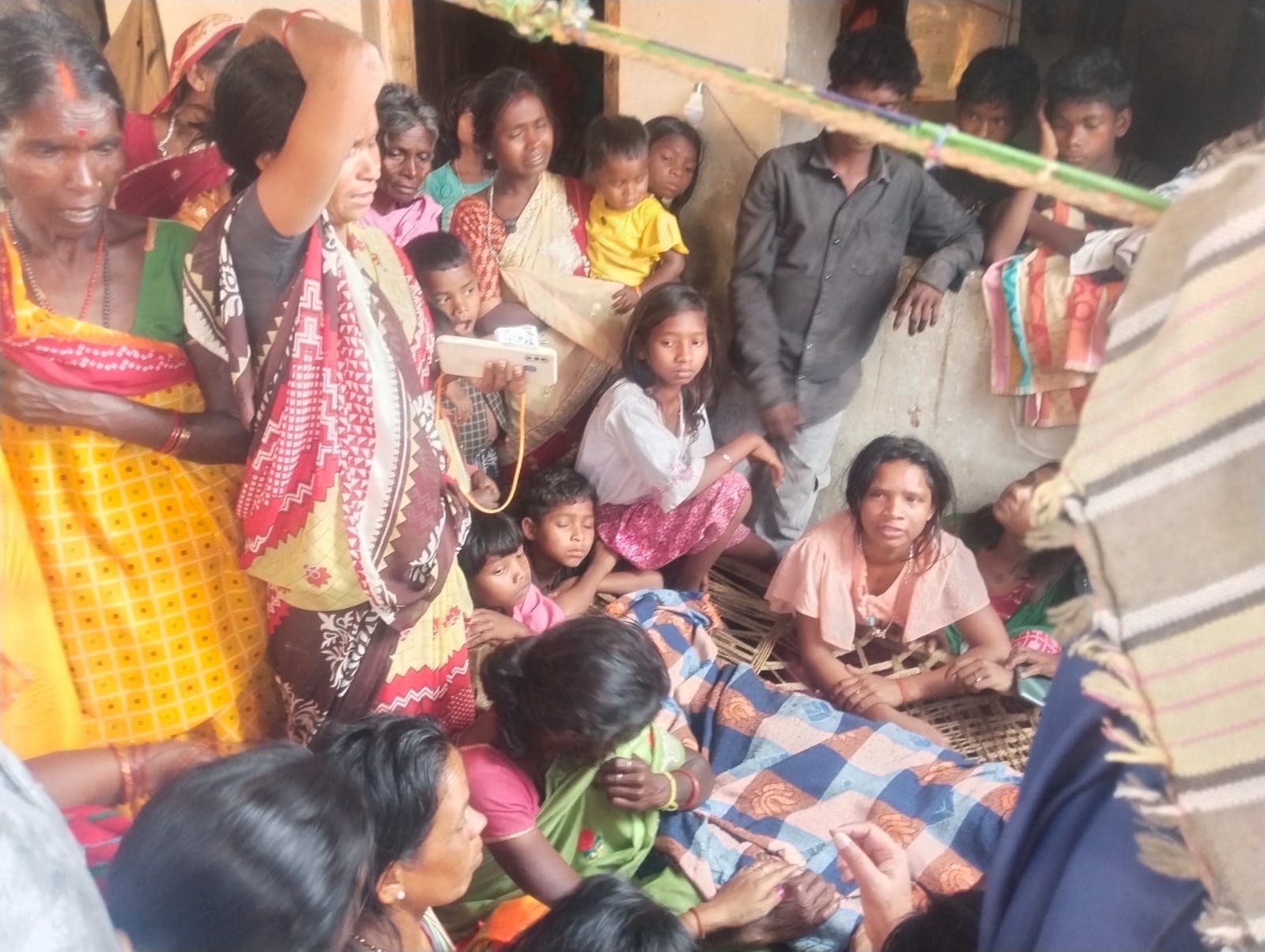 Giridih News :सांप के डंसने से बच्चे की मौत