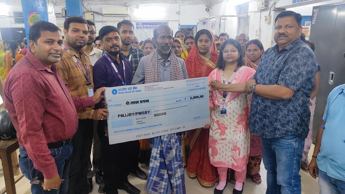 मृत जीविका दीदी के पति को मिला योजना का लाभ