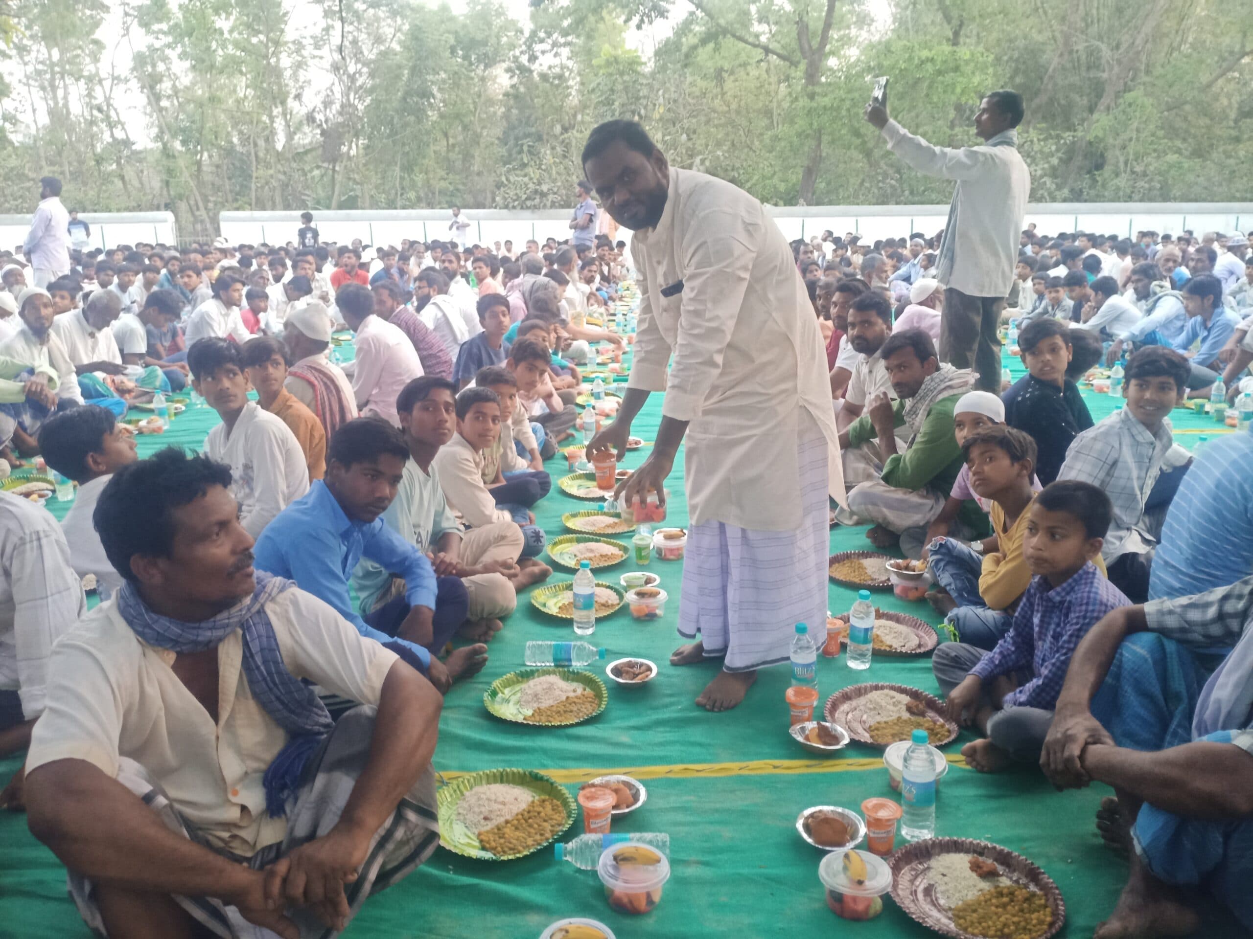 इफ्तार पार्टी का हुआ आयोजन