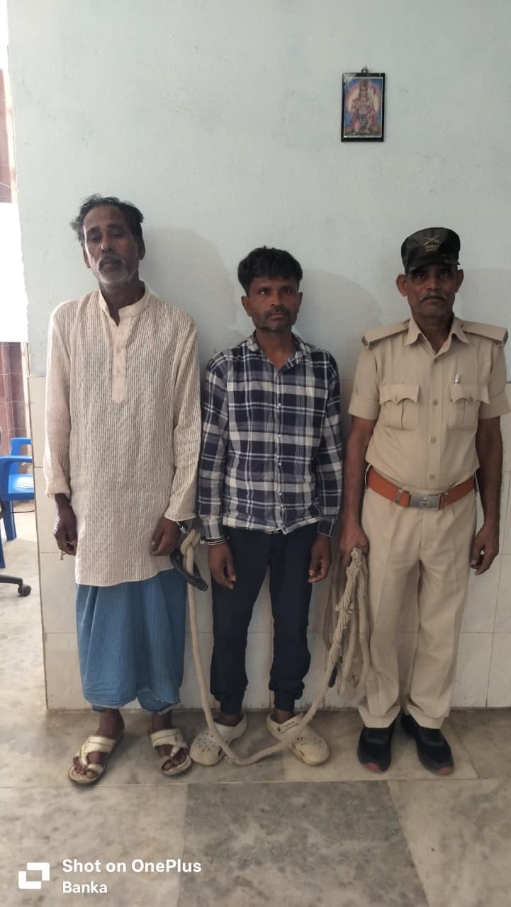 फरार चल रहे दो वारंटी गिरफ्तार