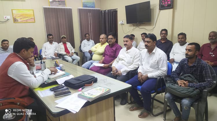 उपभोक्ताओं के बीच सहज व सुलभ तरीके से गैस सिलिंडर का हो वितरण