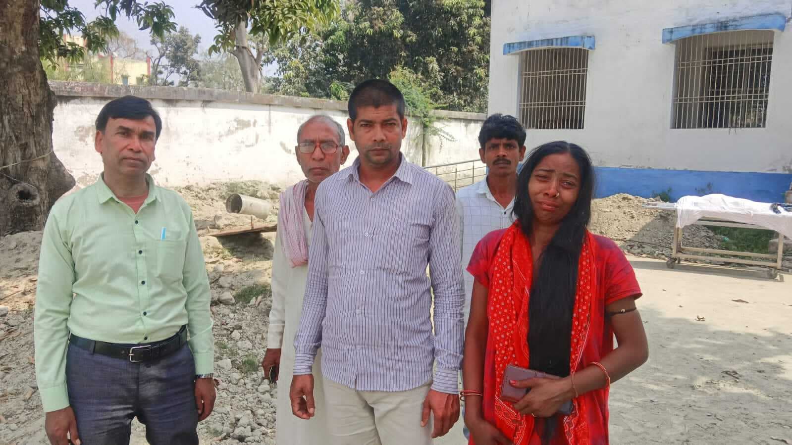 बाइक की ठोकर से वृद्ध की मौत, युवक व युवती जख्मी