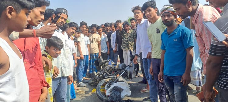 ट्रक की टक्कर से बाइक सवार की मौत