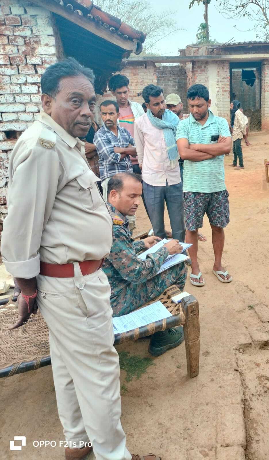 सोनारायठाढ़ी : पत्नी से हुई अनबन, पति ने घर में फंदा लगा कर ली खुदकुशी