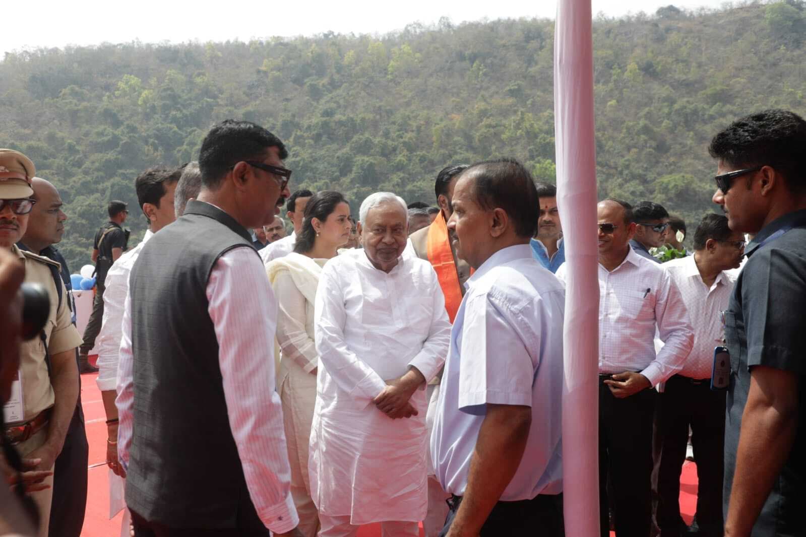 खत्म हुआ सात दशक का इंतजार : सीएम नीतीश कुमार ने किया कुंडघाट डैम का उद्घाटन