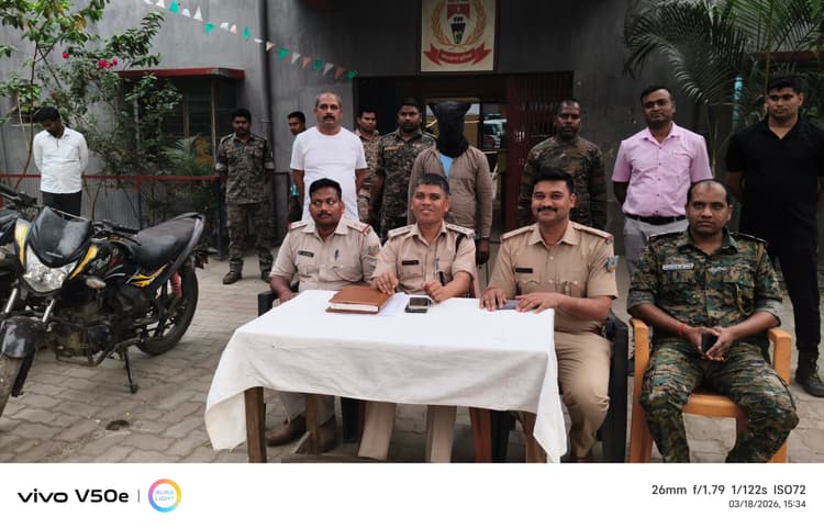 Giridih News :बाइक चोर गिरोह का सरगना गिरफ्तार, तीन बाइक बरामद