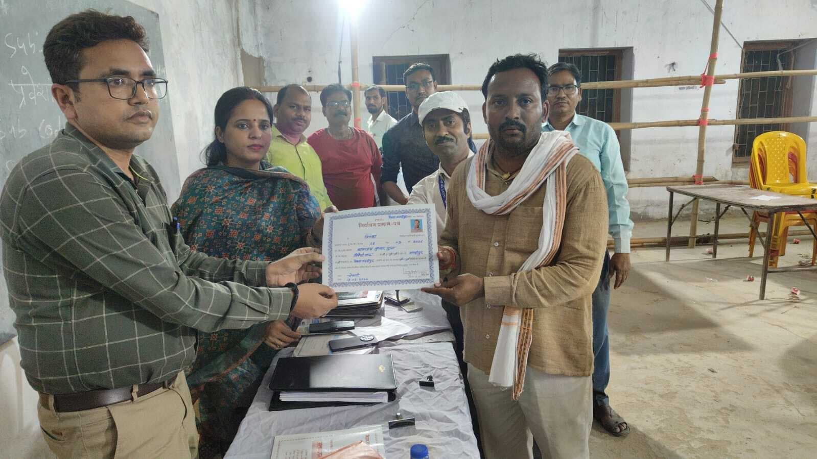 दूसरी बार मल्हीपुर पैक्स का अध्यक्ष बने धनंजय गुप्ता