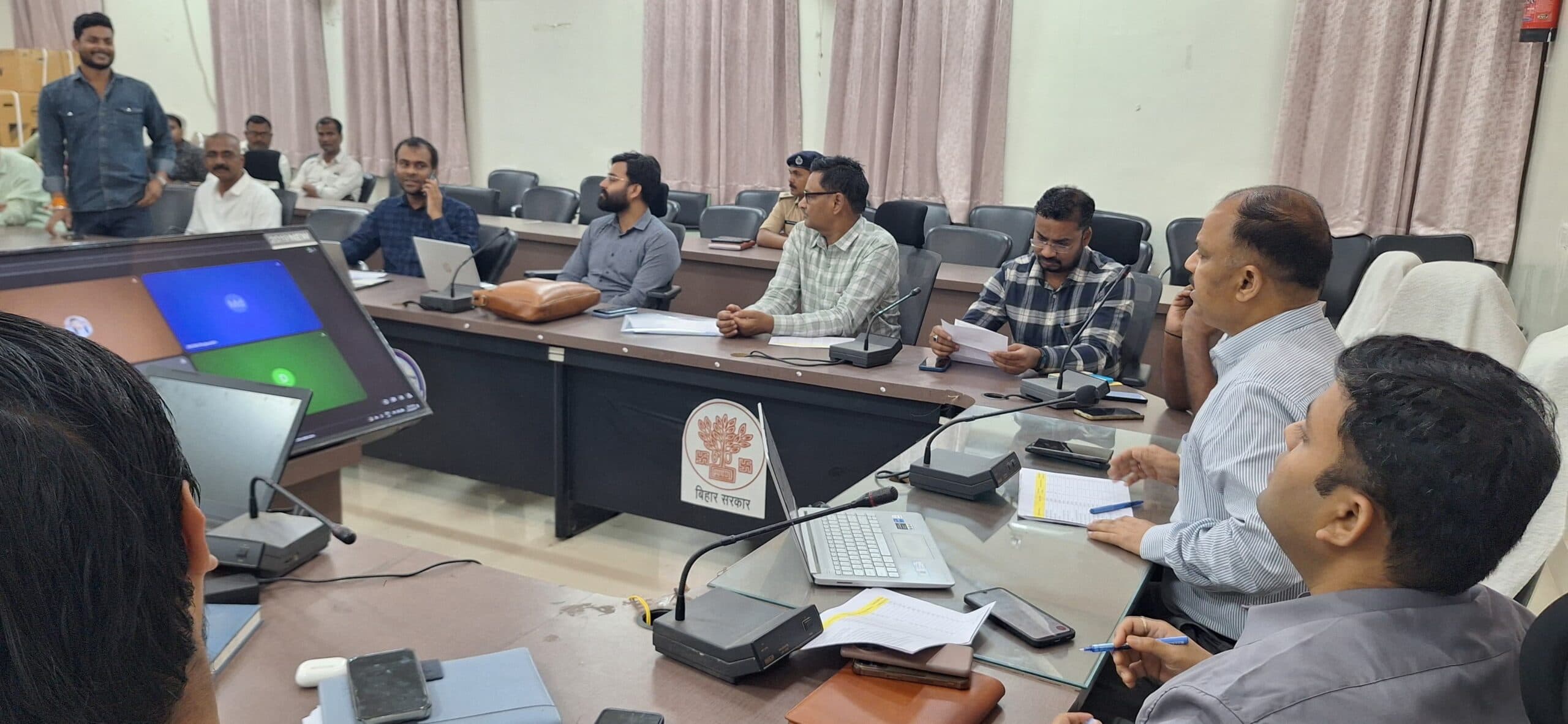 एलपीजी गैस वितरण पर जिलाधिकारी की है कड़ी नजर