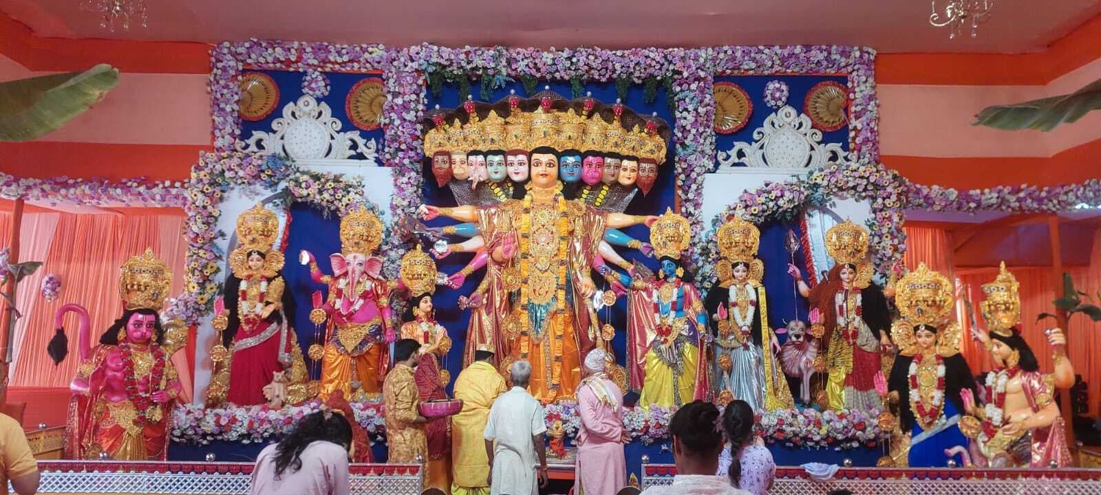 वैदिक मंत्रोच्चारण के साथ विष्णु यज्ञ प्रारंभ