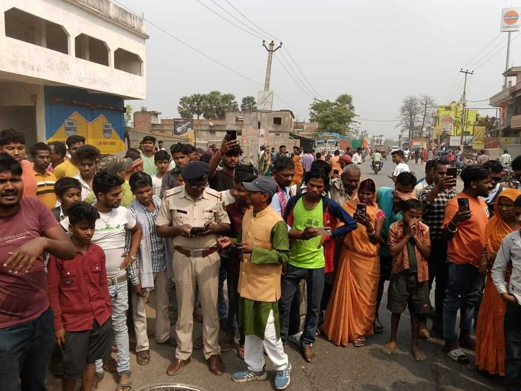 परीक्षा देने जा रहे छात्र को ट्रक ने कुचला, मौत
