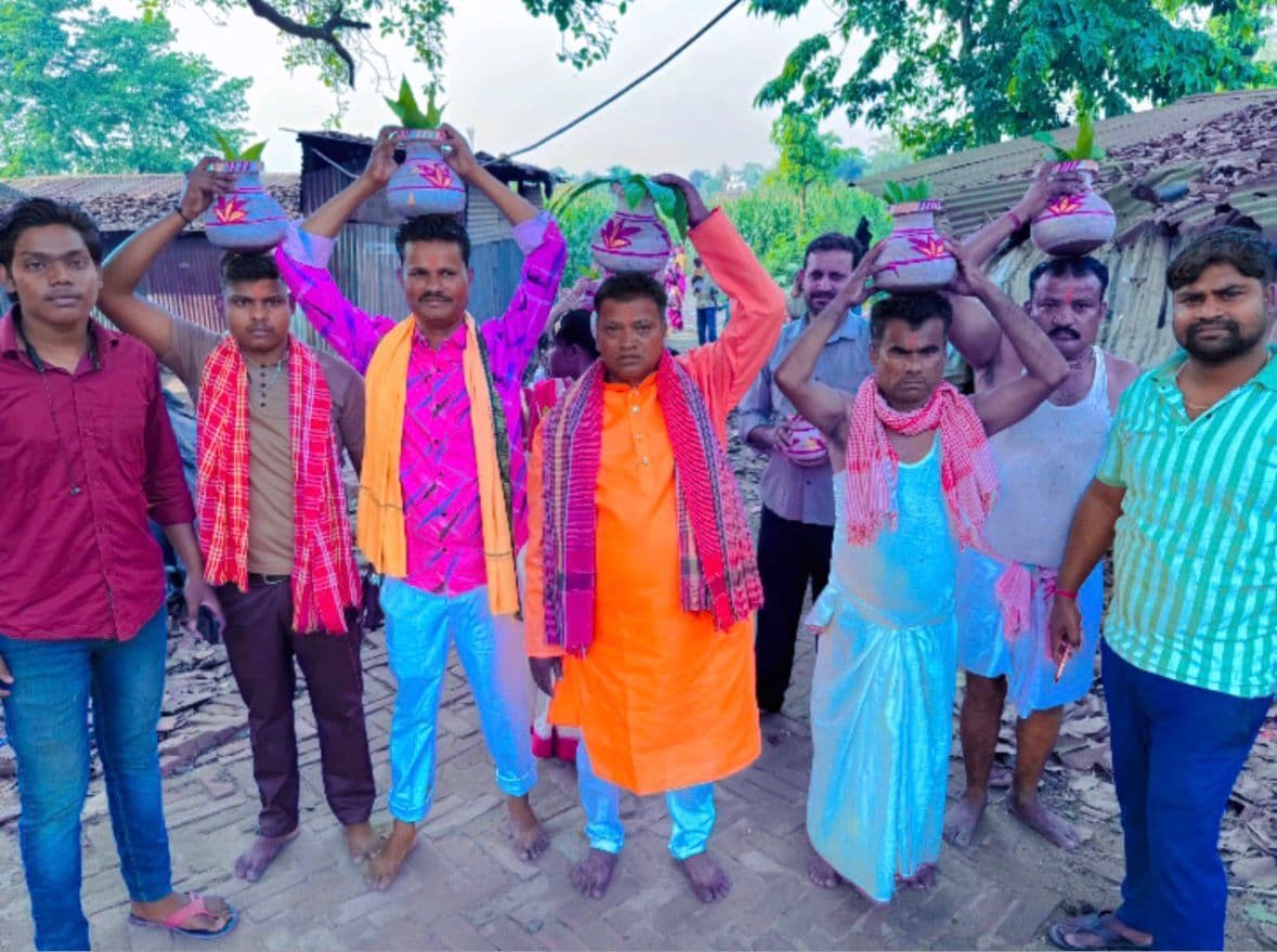 सार्वजनिक श्रीश्री 24 प्रहर हरिनाम संकीर्तन शुरू