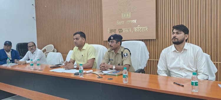 एलपीजी गैस उपभोक्ता धैर्य बनाये रखें, जिले में गैस की नहीं है कमी: डीएम