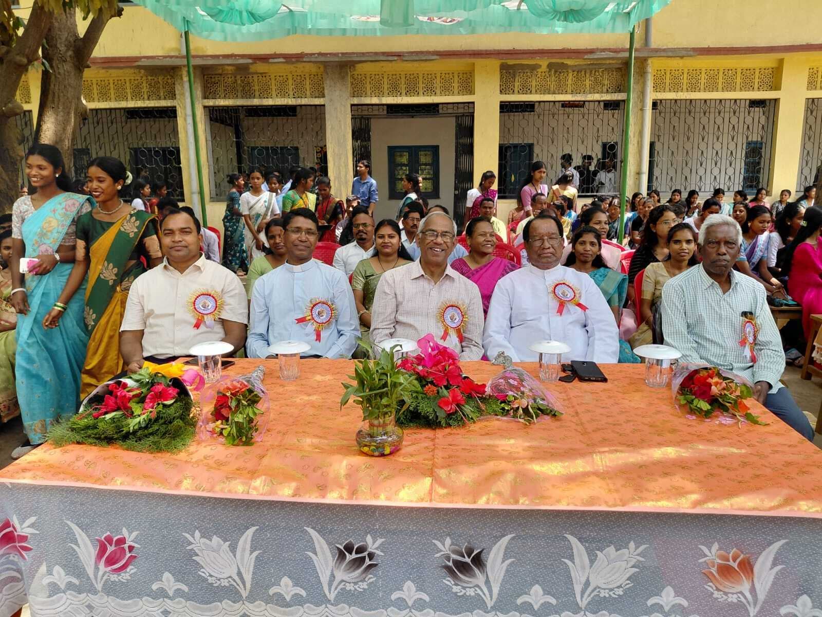 संत जोसेफ का पर्व पर कॉलेज में मिस्सा का आयोजन