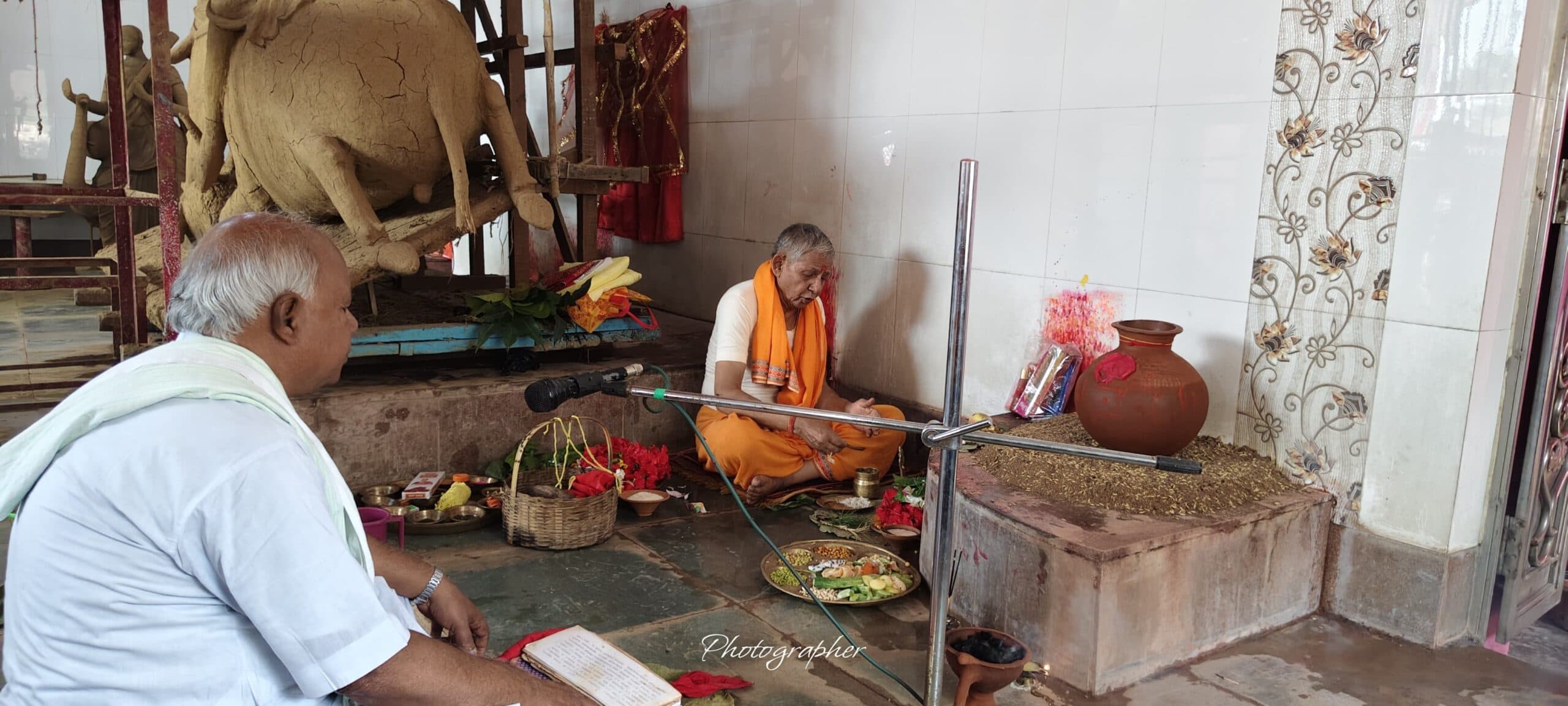 चैती नवरात्र : कलश स्थापना के साथ शुरू हुई मां दुर्गा की आराधना