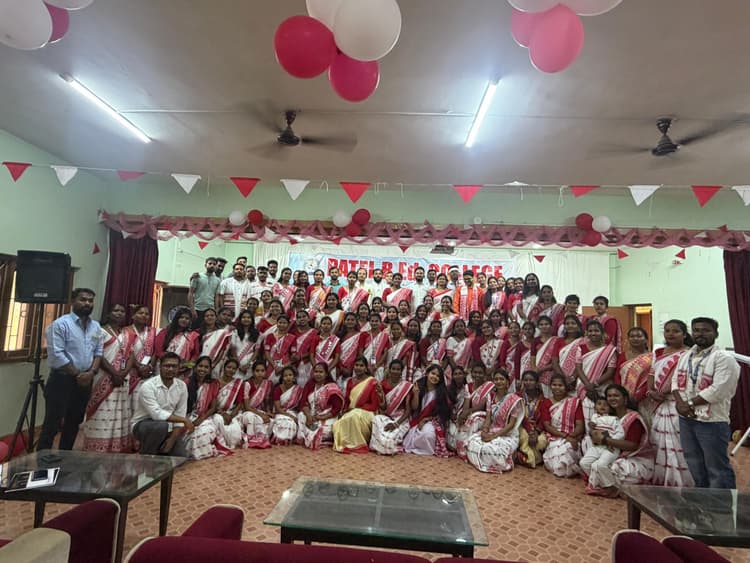 पटेल बीएड कॉलेज में सरहुल संध्या का आयोजन