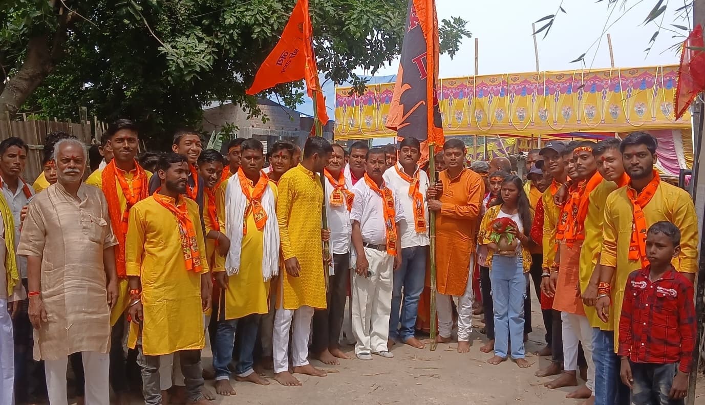 मधेली में बुढ़ी माता पूजा पर निकली कलश शोभायात्रा