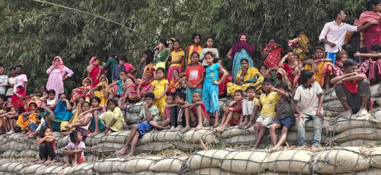 आजमनगर में मौसा के घर घूमने आई 13 वर्षीय बच्ची की महानंदा में डूबने से मौत