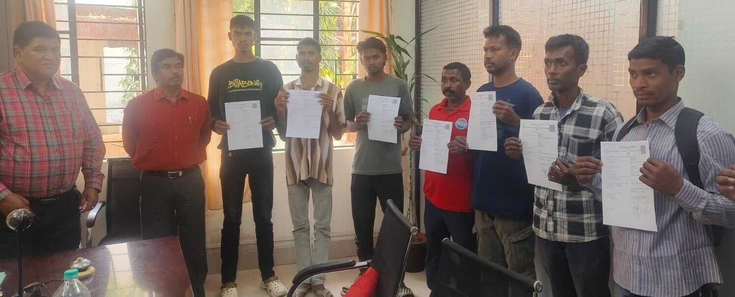 15 ऑटो चालकों को मिला परमिट