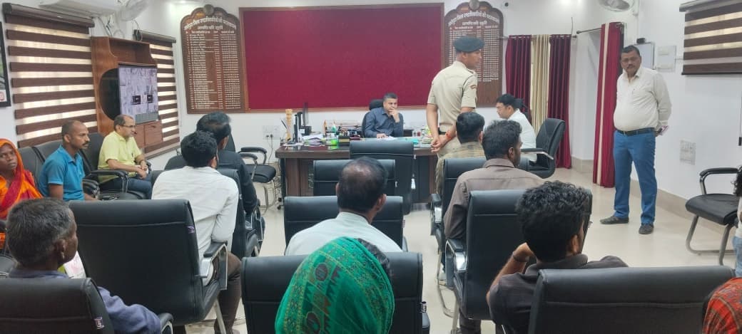 जनसुनवाई में आये 26 आवेदन