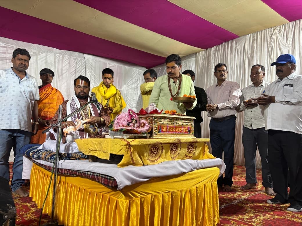 शिव कथा मन को शांत और एकाग्र करने का शक्तिशाली माध्यम: आचार्य सीताराम