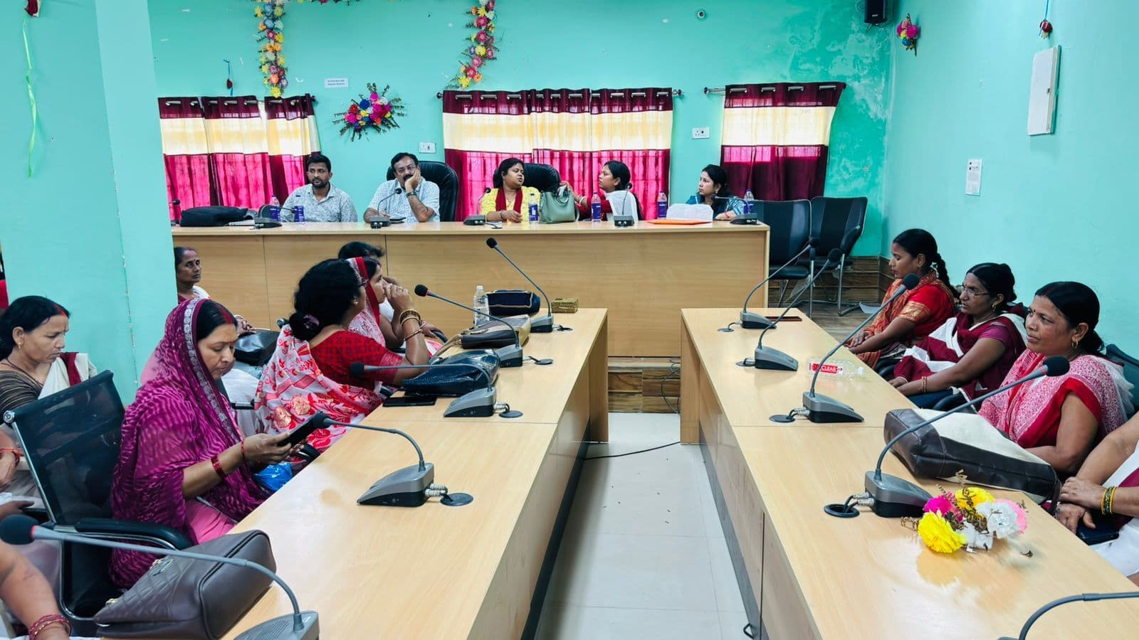 मजदूरी व उत्पीड़न से मुक्त कर बच्चों को शिक्षा से जोड़ने की आवश्यकता