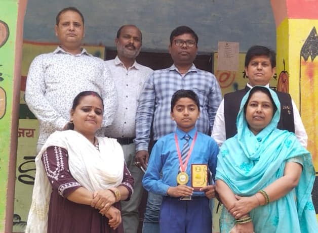 बिहार दिवस पर यश मिश्रा ने बढ़ाया मान