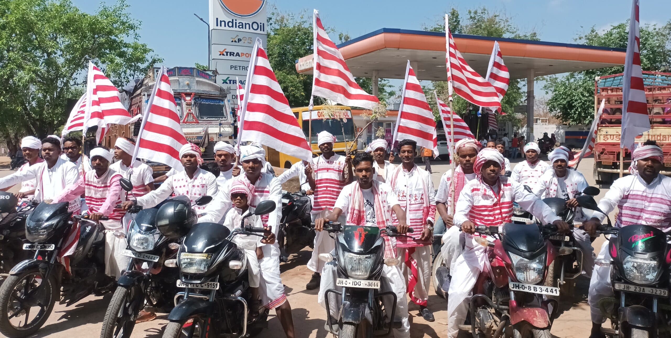 तोरपा में निकाली गयी सरहुल की शोभायात्रा