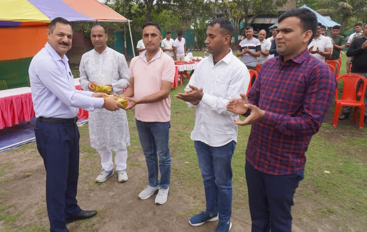 ईद में हर्षोल्लास के साथ एसएसबी ने लिया हिस्सा