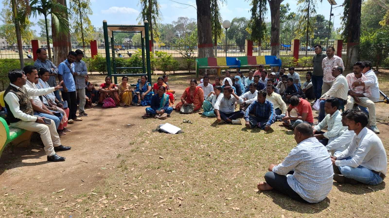 पेसा मोबिलाइजर सह पंचायत सहायक संघ की बैठक