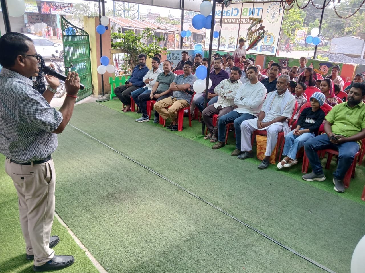 किड्स वर्ल्ड स्कूल में अभिभावक गोष्ठी का हुआ आयोजन