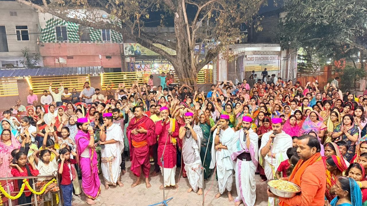 नवरात्रा के पांचवें दिन मां स्कंदमाता की हुई पूजा-आराधना