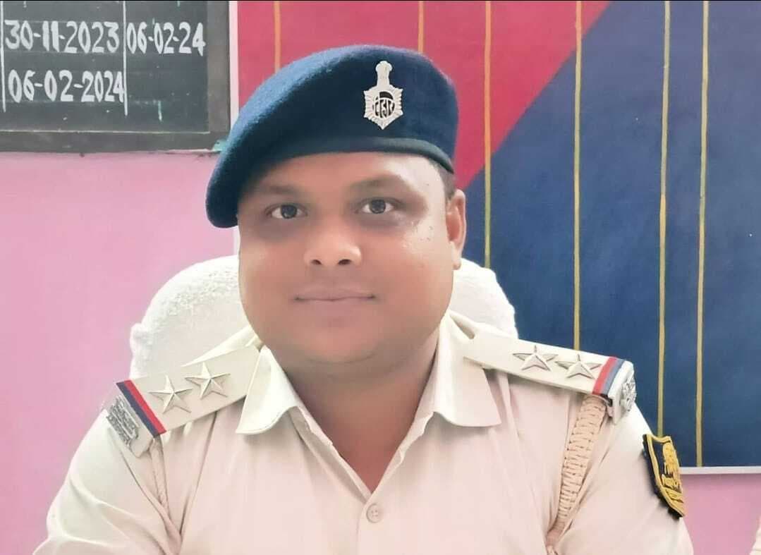बनमा के नये थाना प्रभारी के रूप में कुंदन कुमार साहनी ने संभाला पदभार