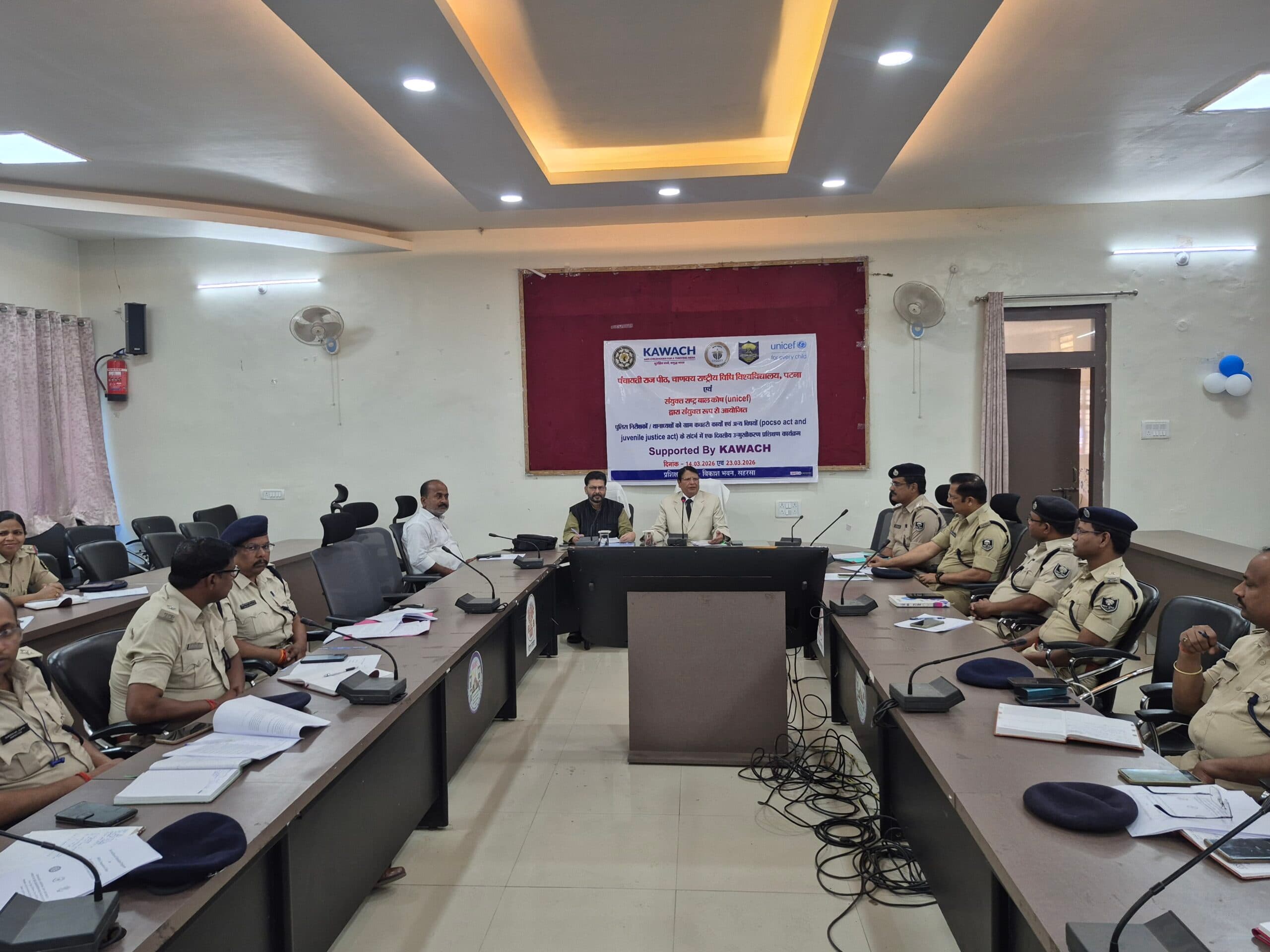 प्रमंडल स्तर पर पुलिस पदाधिकारियों व कर्मियों को दिया गया प्रशिक्षण