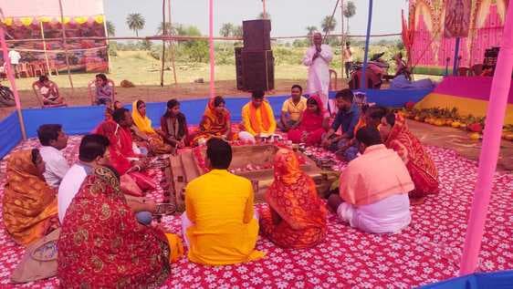 राजाभिट्ठा आमझोर में ज्ञान यज्ञ का शुभारंभ