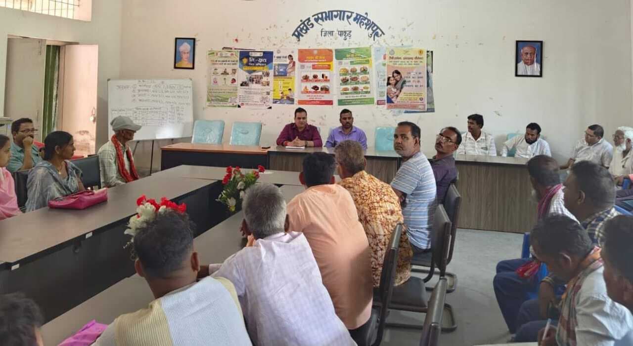 राशन कार्डधारियों को ई-केवाईसी कराना अनिवार्य : बीडीओ