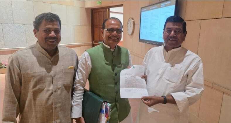 सहरसा – मधेपुरा में तूफान से फसल बर्बाद, सांसद दिनेश चंद्र यादव ने केंद्र से मांगा मुआवजा