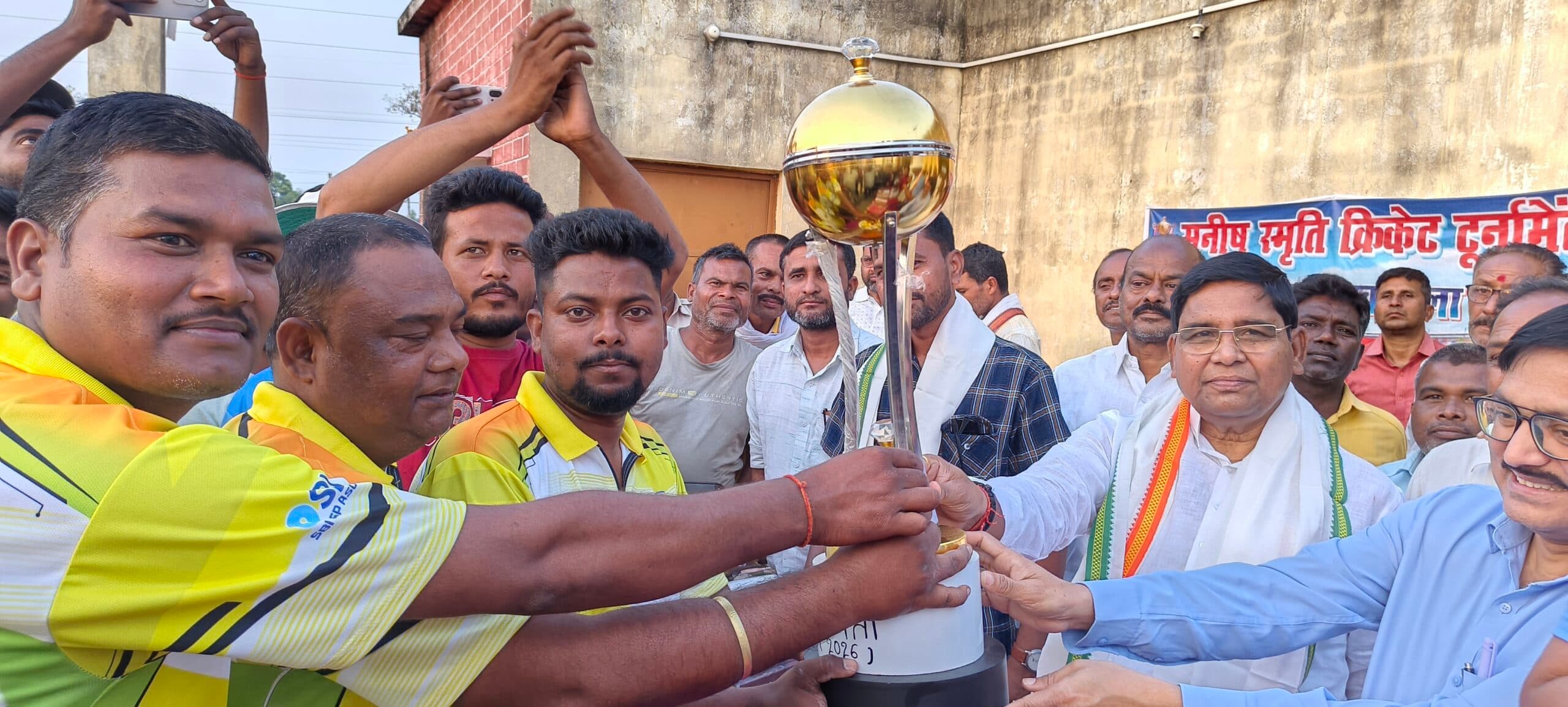 फाइनल में जिनहारा की टीम ने मटिया को तीन विकेट से हराया